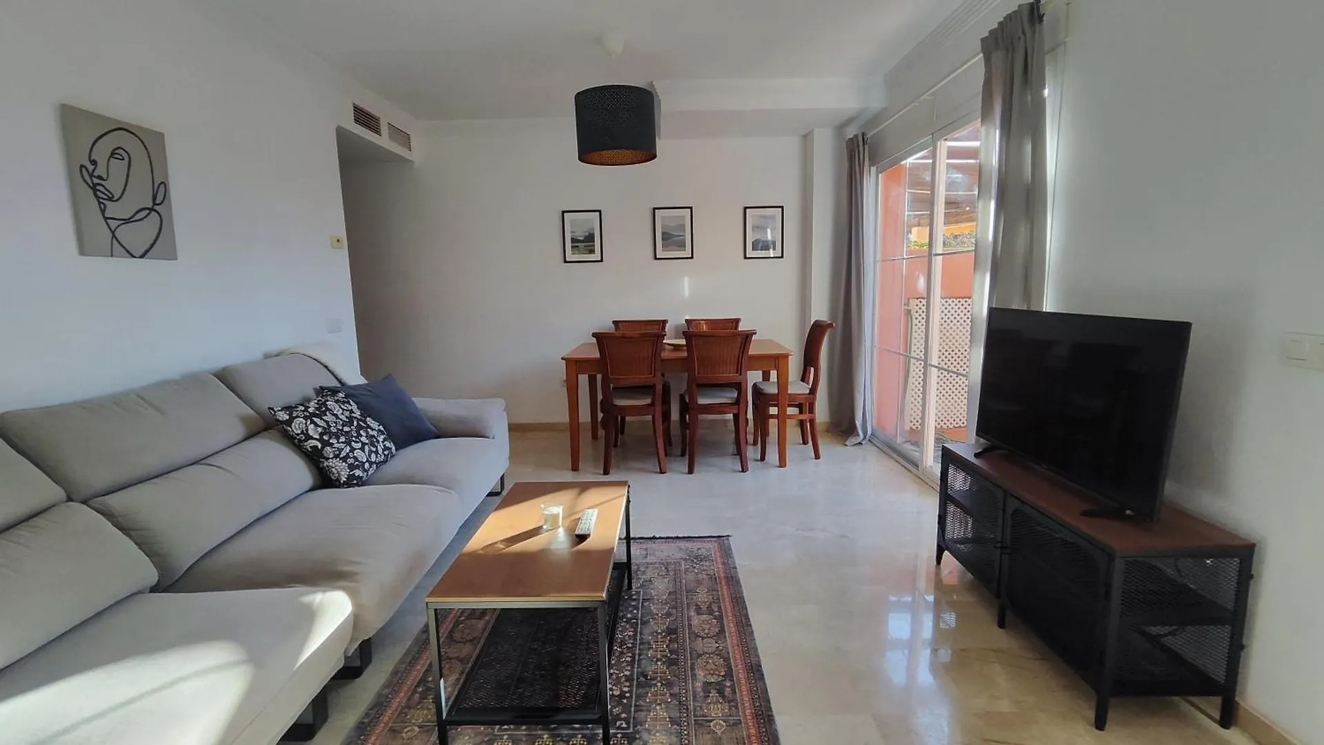 Pinogolf Elviria Marbella With Free Parking, Wifi, Pool And Large Terrace公寓