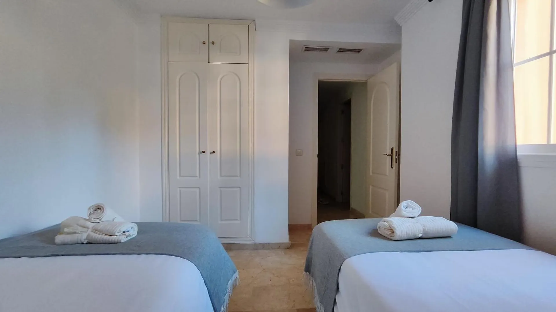 Pinogolf Elviria Marbella With Free Parking, Wifi, Pool And Large Terrace