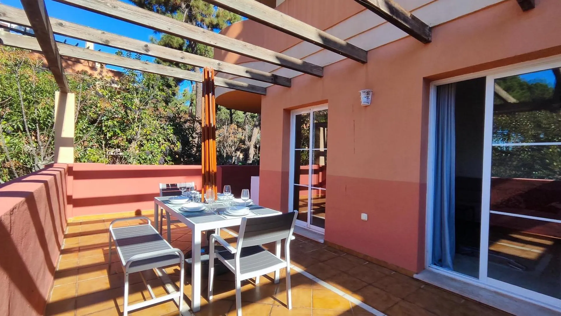 Apartmán Pinogolf Elviria Marbella With Free Parking, Wifi, Pool And Large Terrace